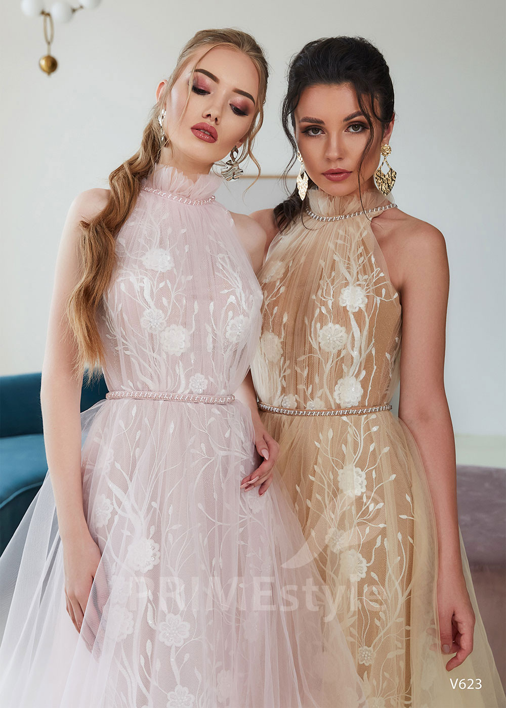 Kvetované šaty na ples RS623