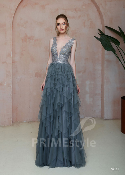 Extravagantné večerné šaty RS632