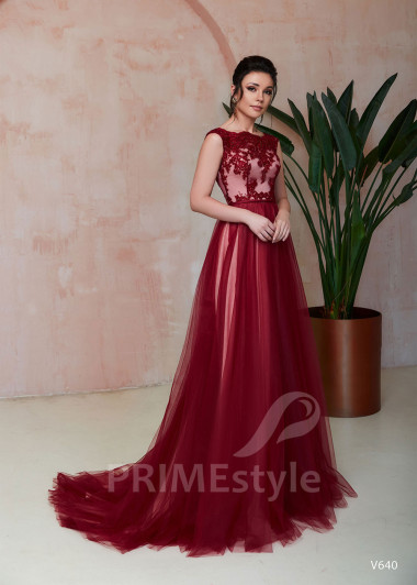 Čipkované šaty na ples RS640