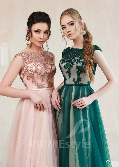 Čipkované šaty na ples RS640