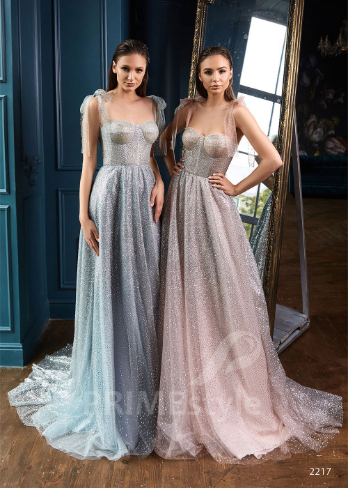 Trblietavé spoločenské šaty RC2217