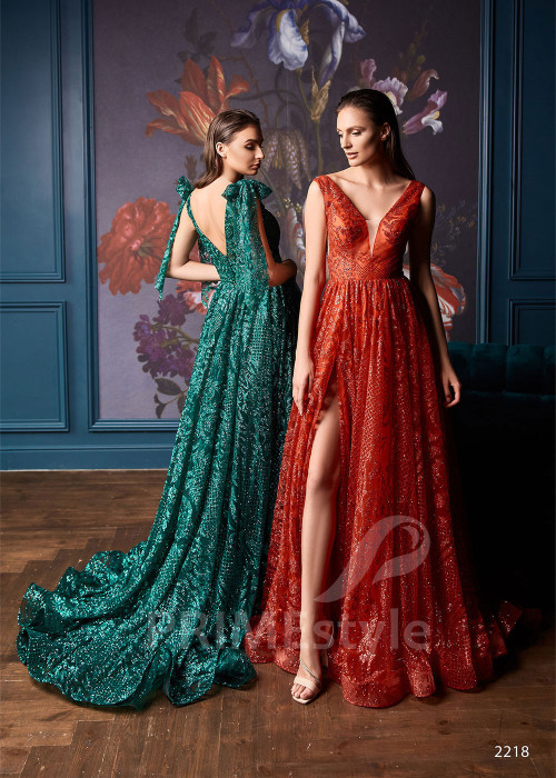 Trblietavé spoločenské šaty RC2218