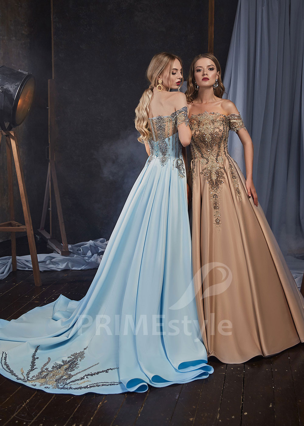 Princeznovské šaty na stužkovú RS407