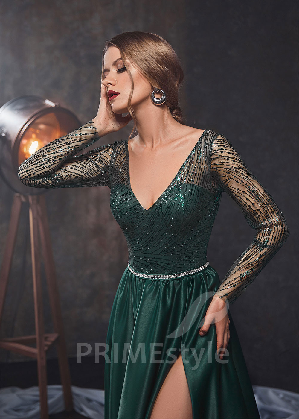 Asymetrické spoločenské šaty RS420