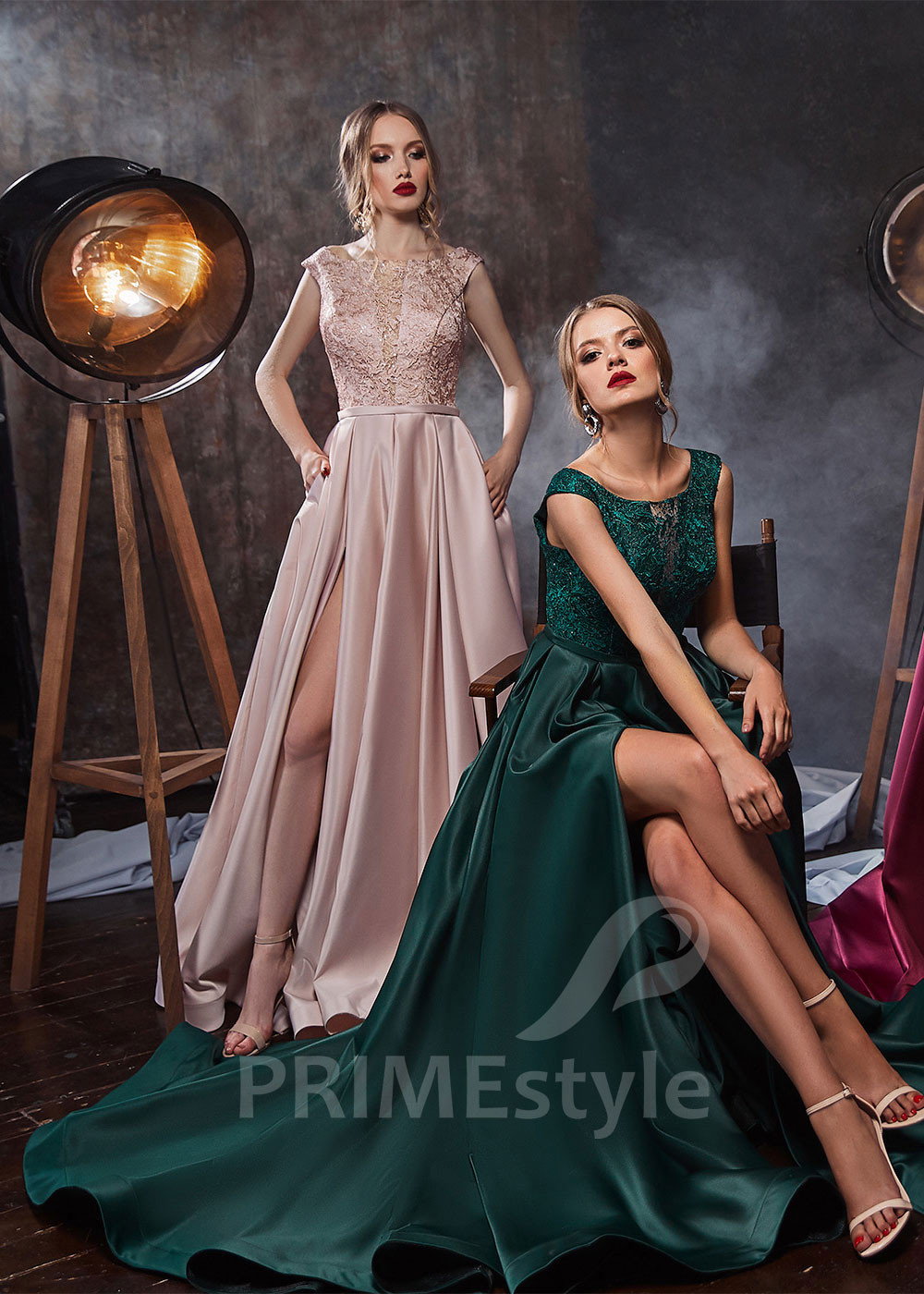 Elegantné šaty na stužkovú RS421