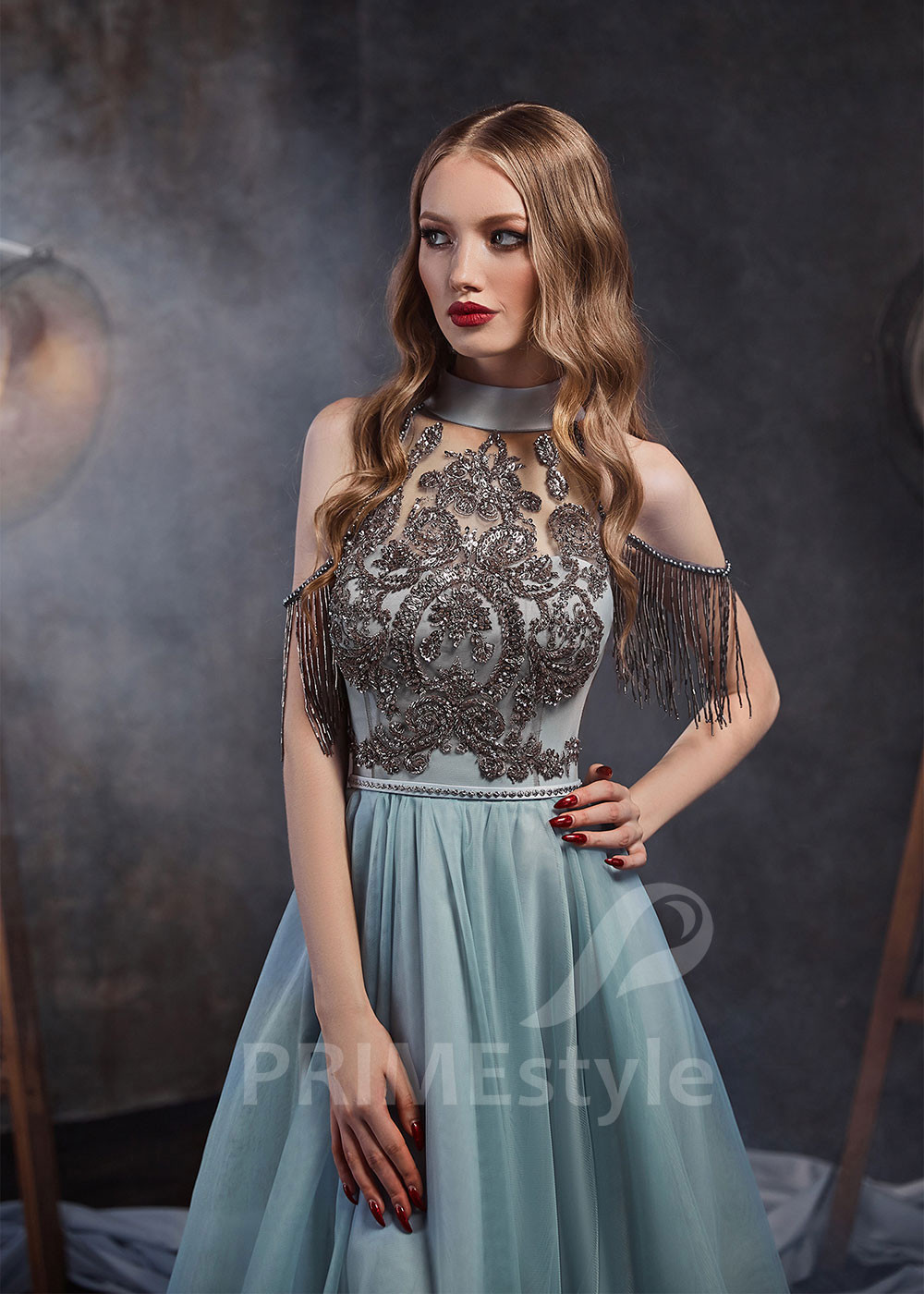 Extravagantné šaty na ples RS428