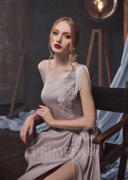 Asymetrické spoločenské šaty RS446