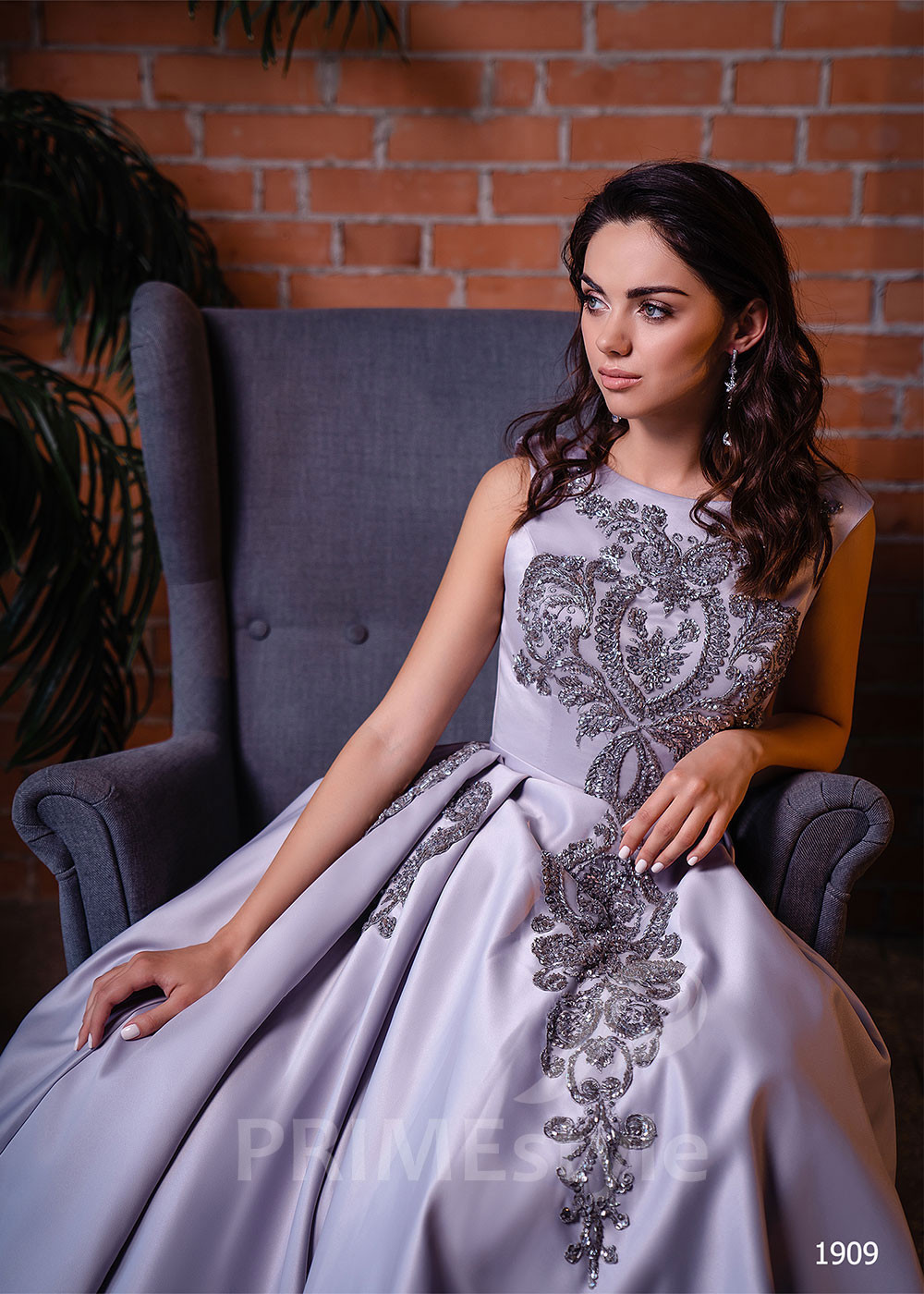 Čipkované šaty na ples RC1909