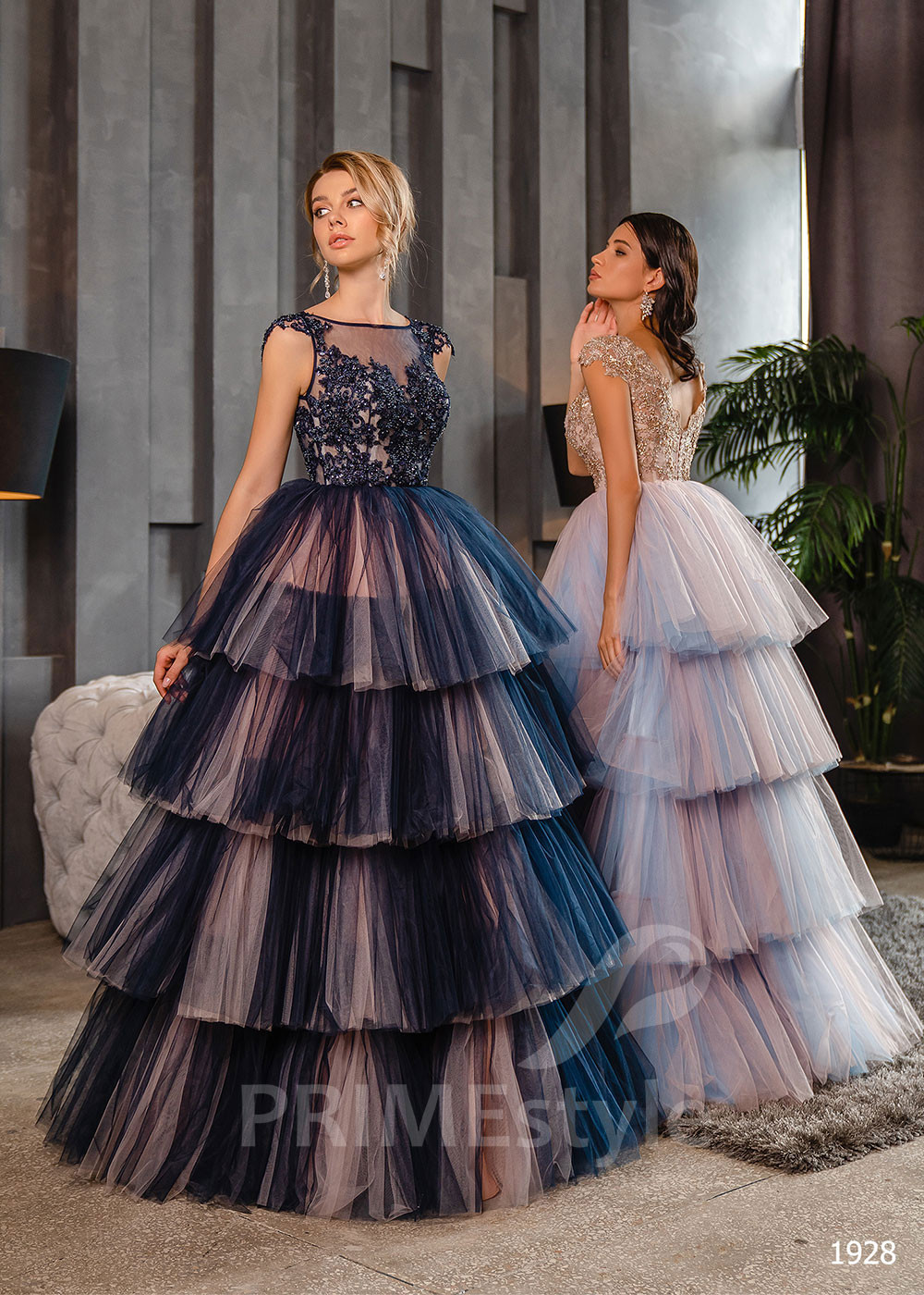 Extravagantné šaty na ples RC1928