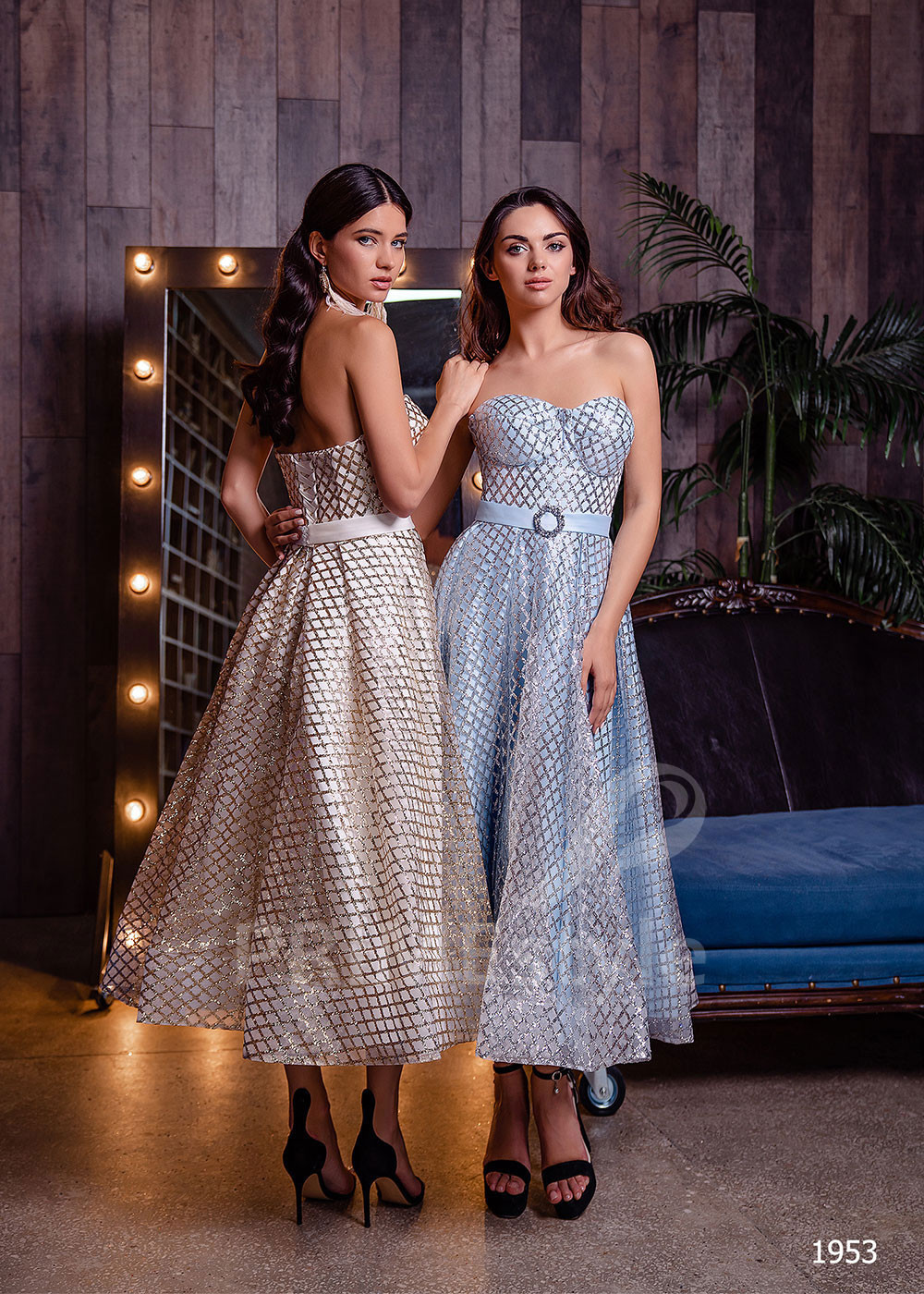 Krátke šaty na promócie RC1953