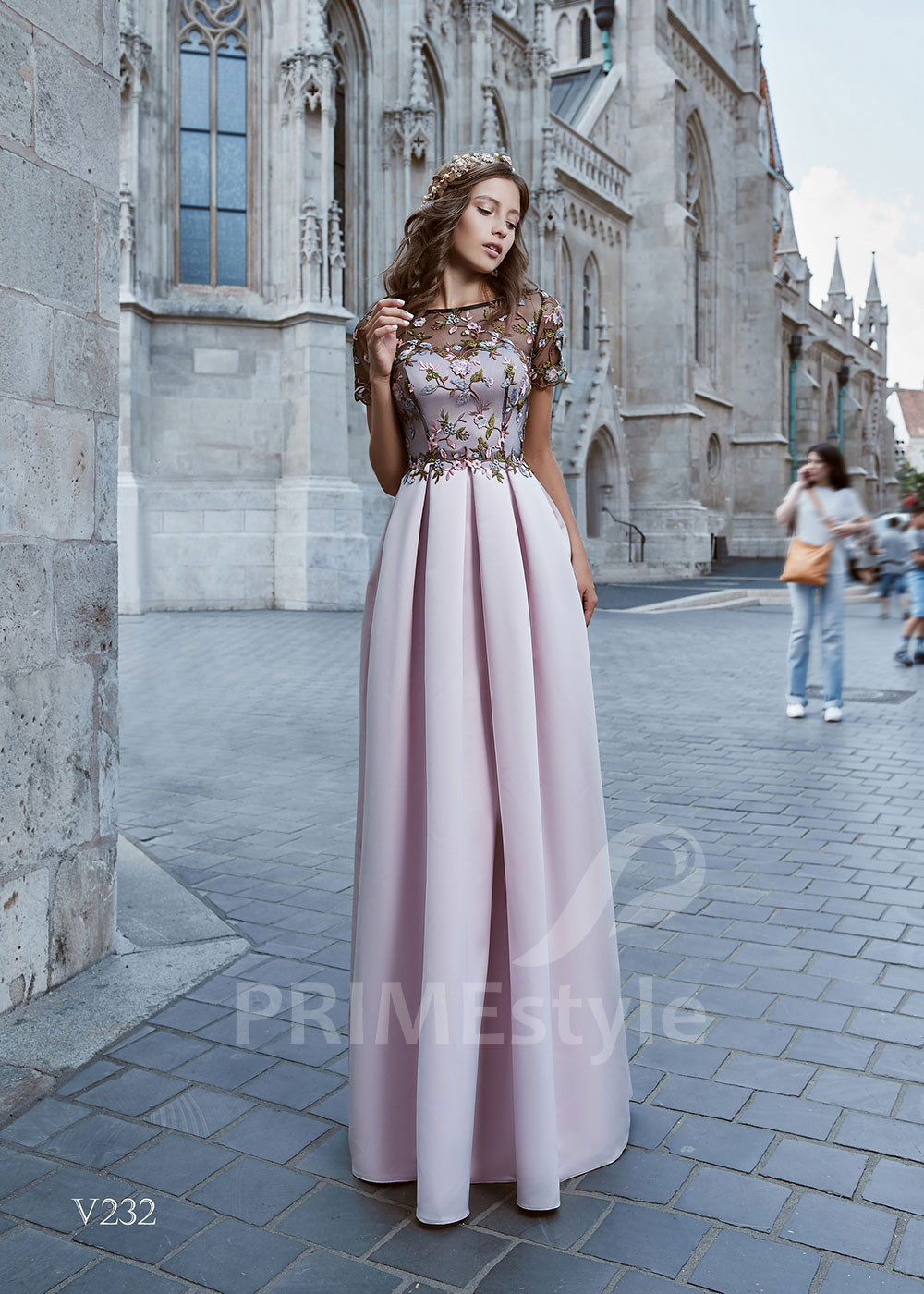 Luxusné šaty na stužkovú RS232