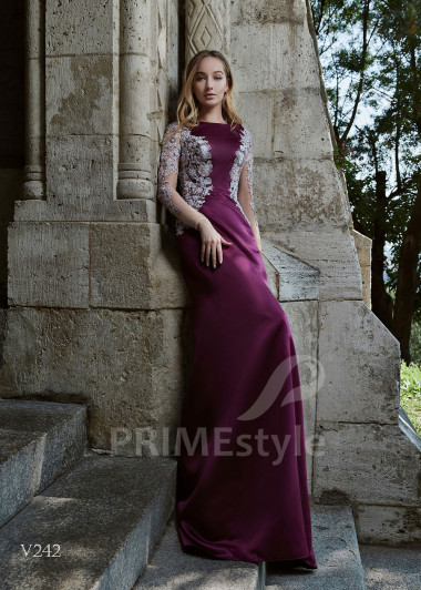 Extravagantné večerné šaty RS242