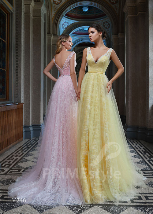 Moderné večerné šaty RS246