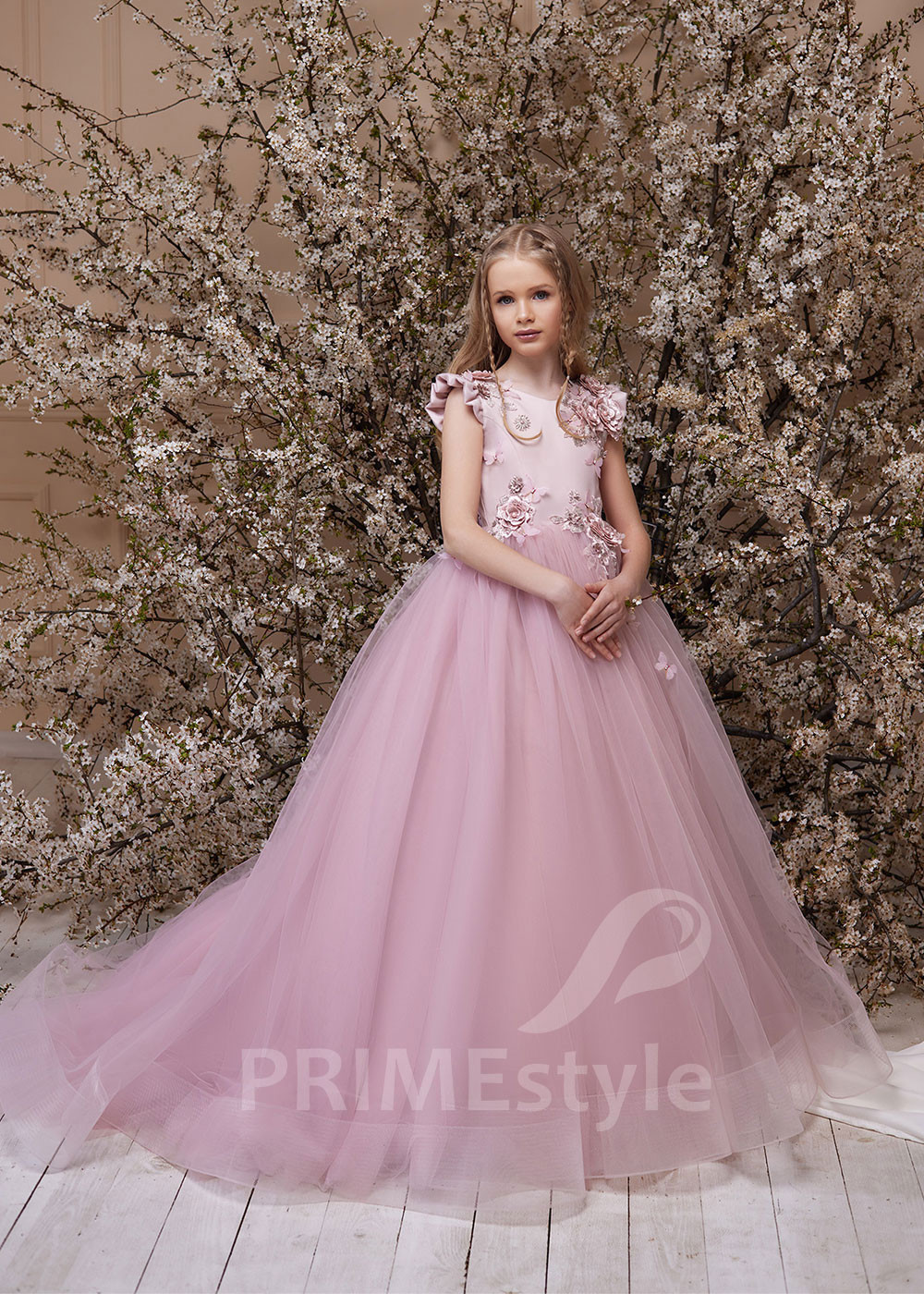 Luxusné dievčenské šaty RS150