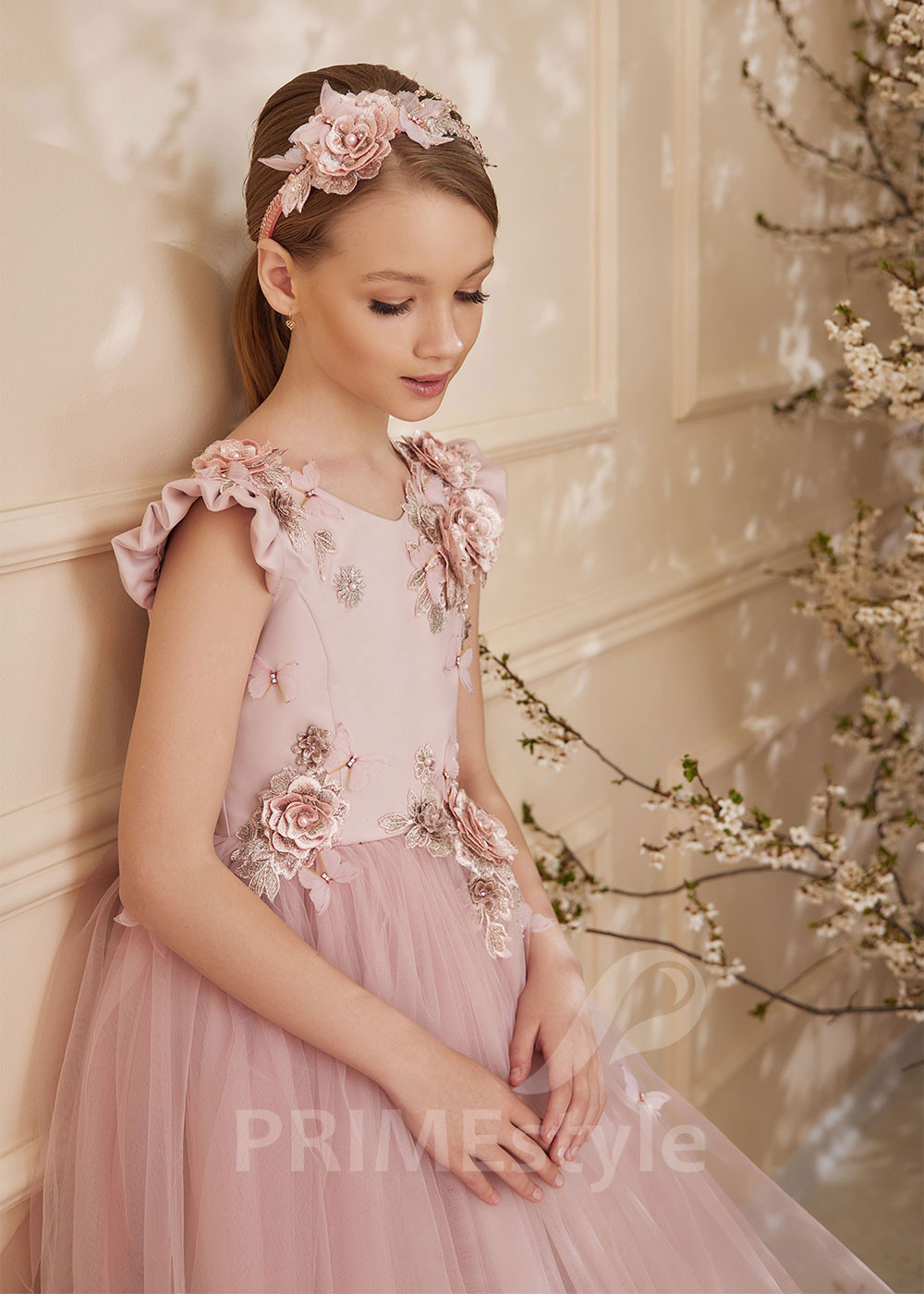 Luxusné dievčenské šaty RS150