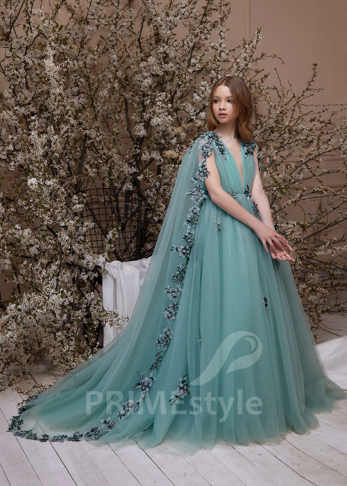 Luxusné dievčenské šaty RS151