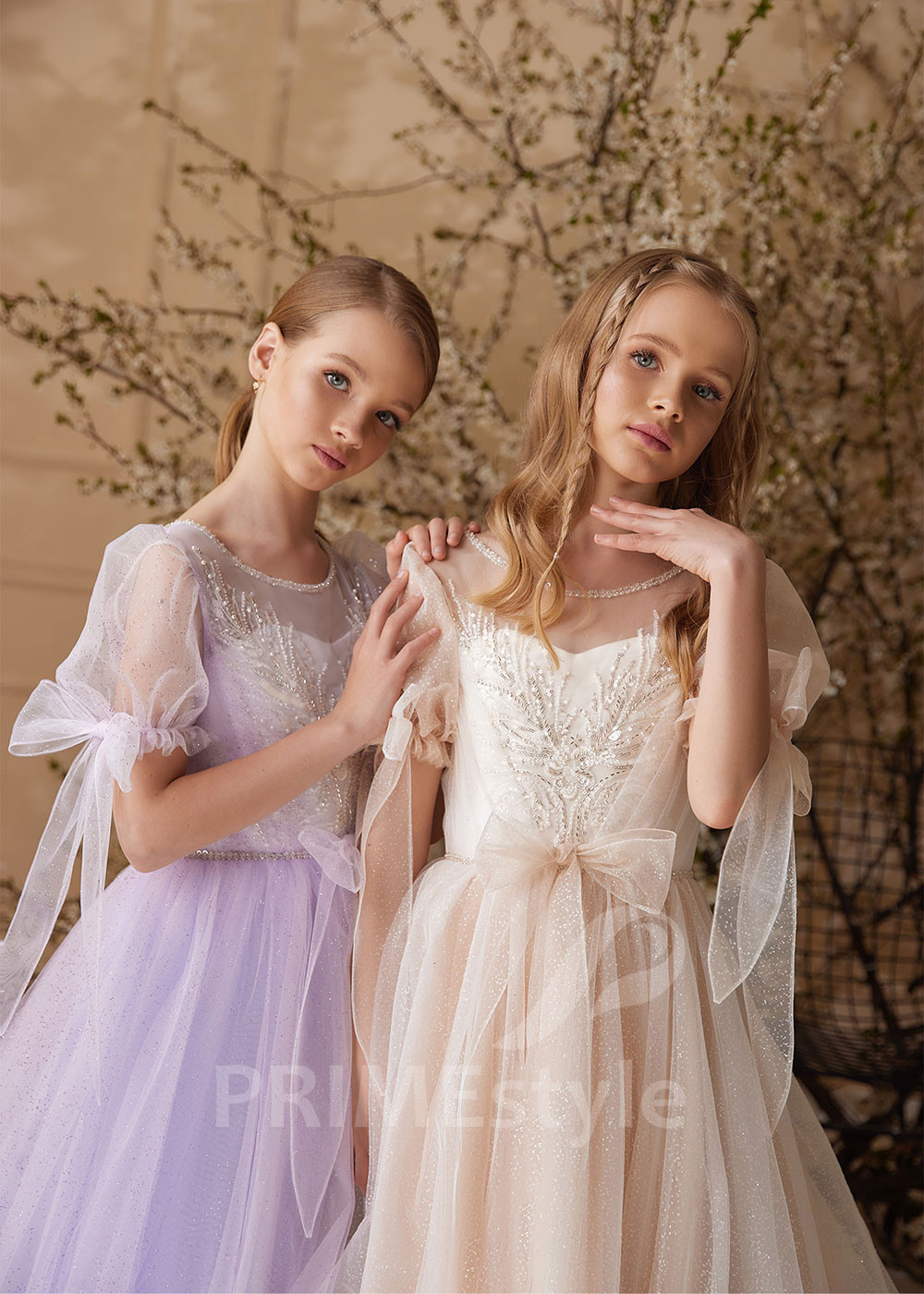 Detské princeznovské šaty  RS161