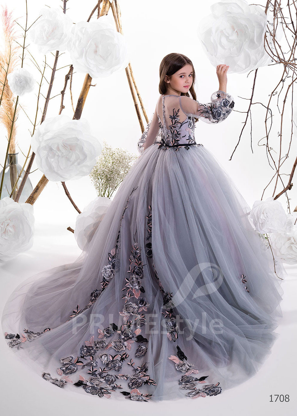 Luxusné dievčenské šaty RC1708