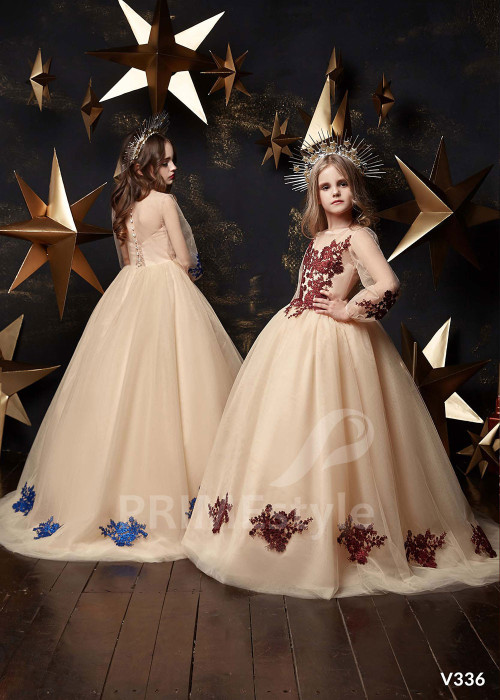 Luxusné dievčenské šaty RV336