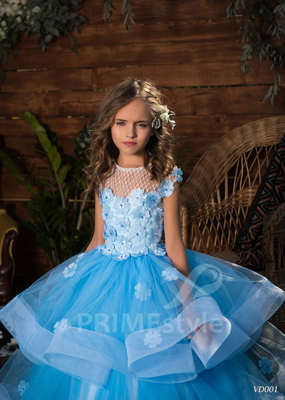 Luxusné dievčenské šaty RV001