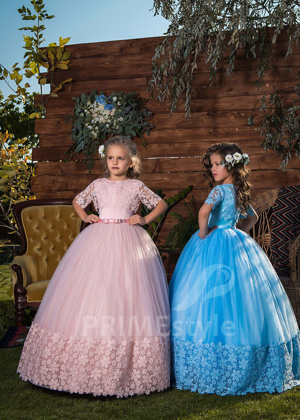 Šaty na svadbu pre malé družičky RV017