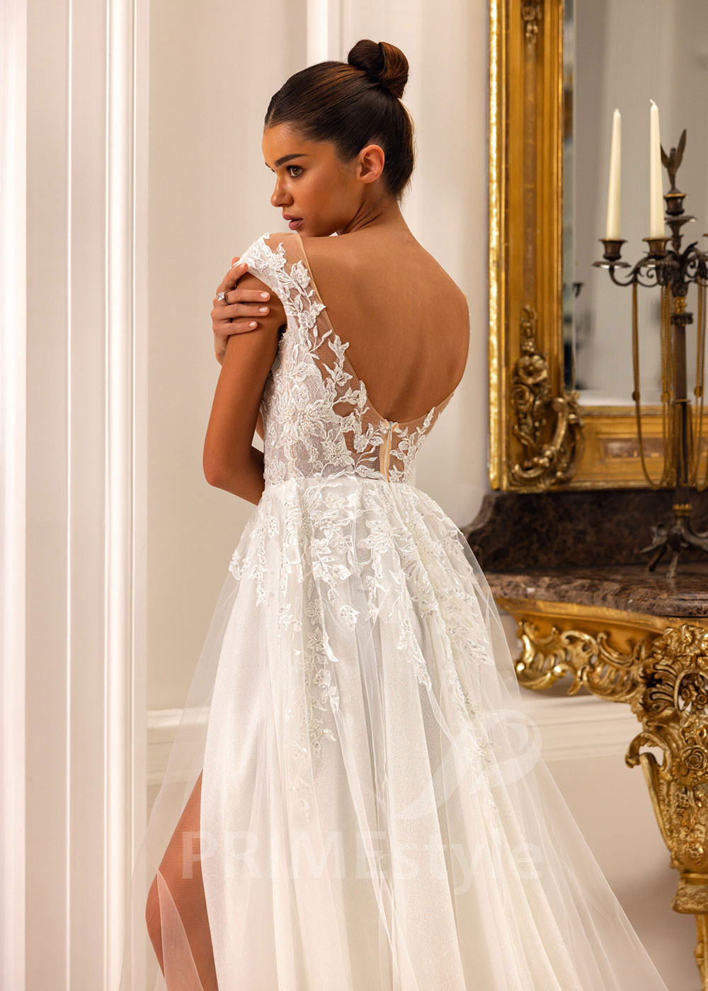 Extravagantné čipkované svadobné šaty Sherry