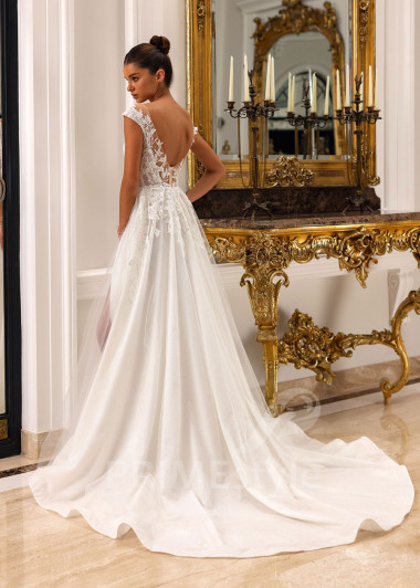 Extravagantné čipkované svadobné šaty Sherry - primestyle.sk