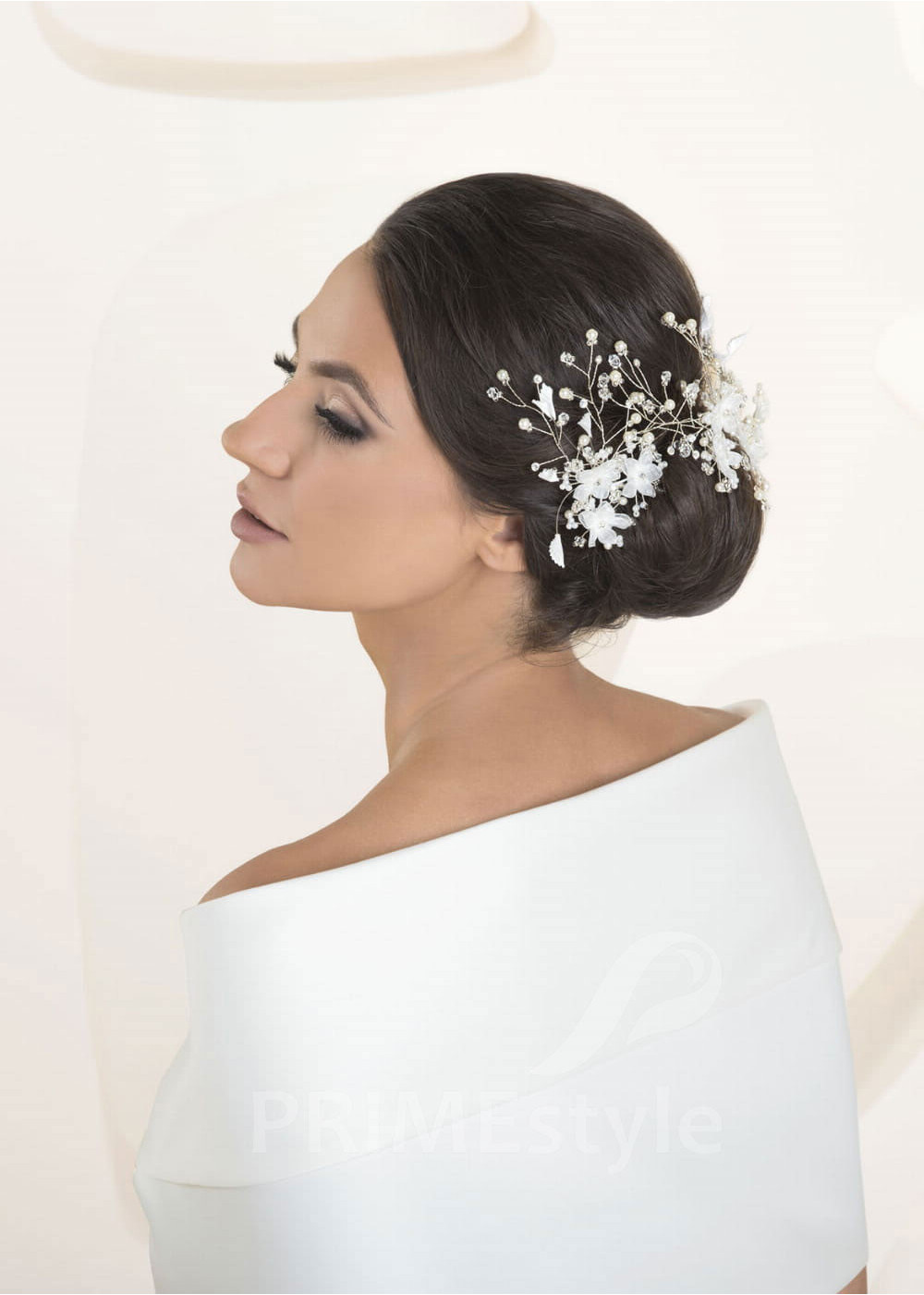 Ozdoba do vlasov na svadbu RG-58