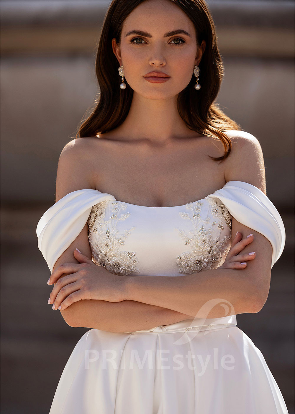 Jednoduché romantické svadobné šaty RS853