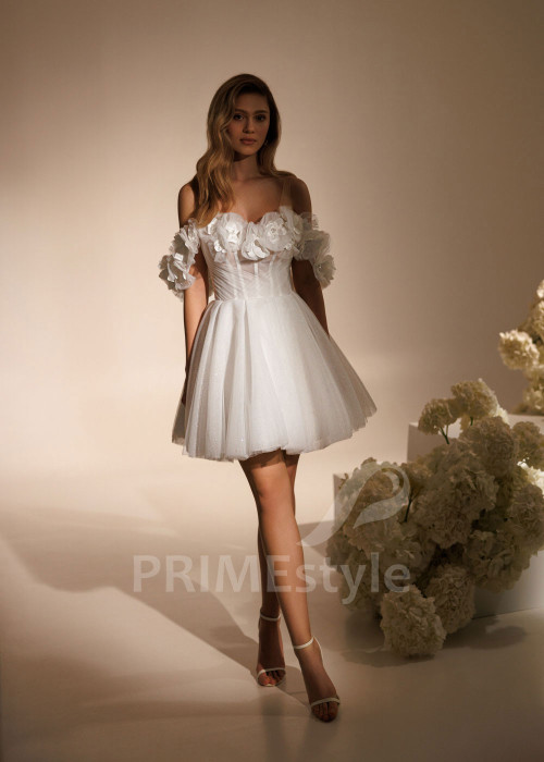 Krátke svadobné šaty Abigail s 3D kvetmi a tylovou sukňou