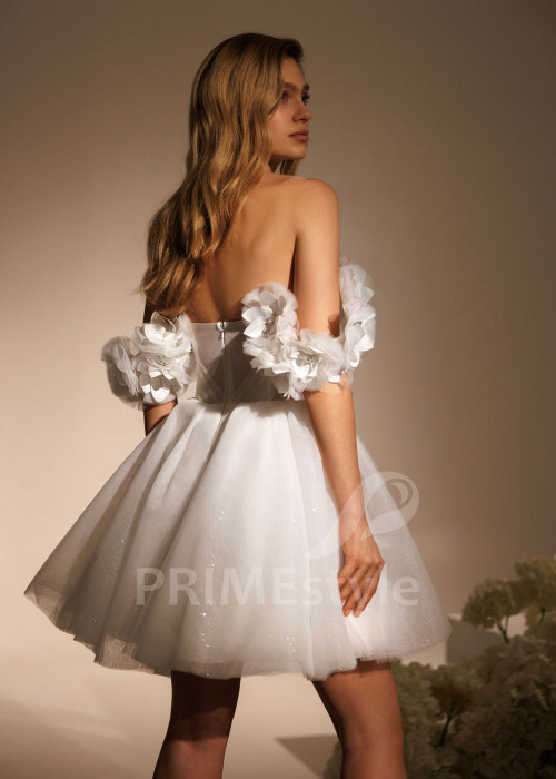 Krátke svadobné šaty Abigail s 3D kvetmi a tylovou sukňou