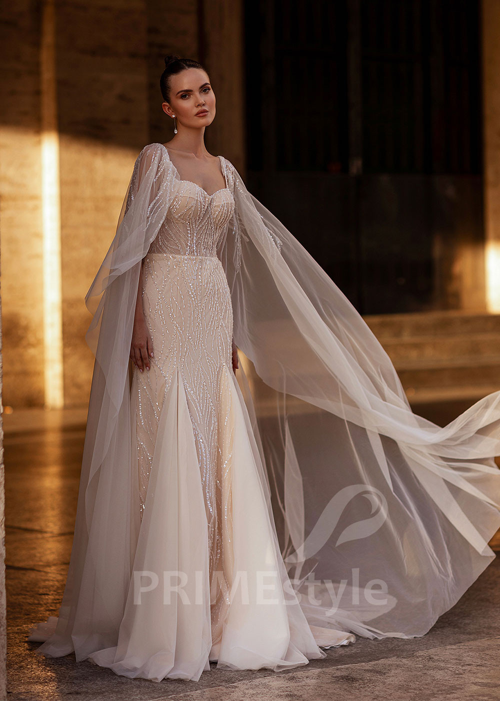 Extravagantné úzke svadobné šaty RS854