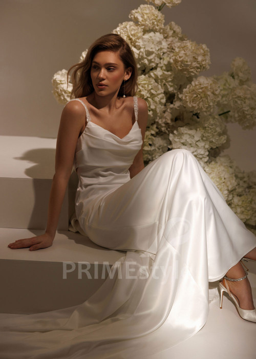 Hladké svadobné šaty Camelia – saténové s úzkym strihom a riasením