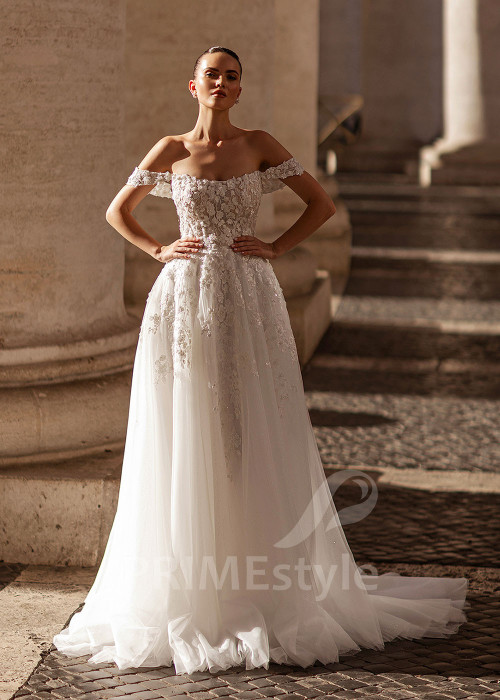 Luxusné čipkované svadobné šaty RS856