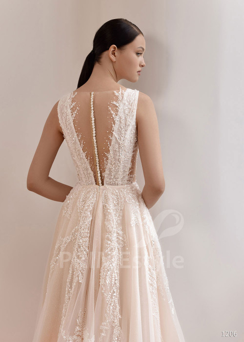 Tylové svadobné šaty VS1206 s hlbokým výstrihom a rozparkom