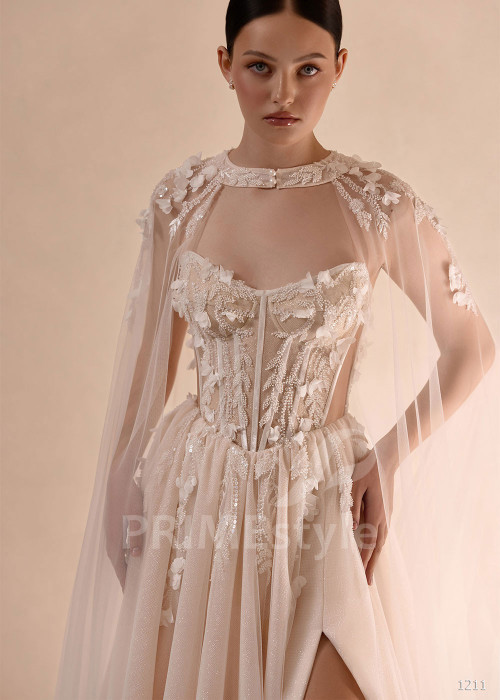 Luxusné svadobné šaty VS1211 s trblietavou sukňou a tylovým plášťom