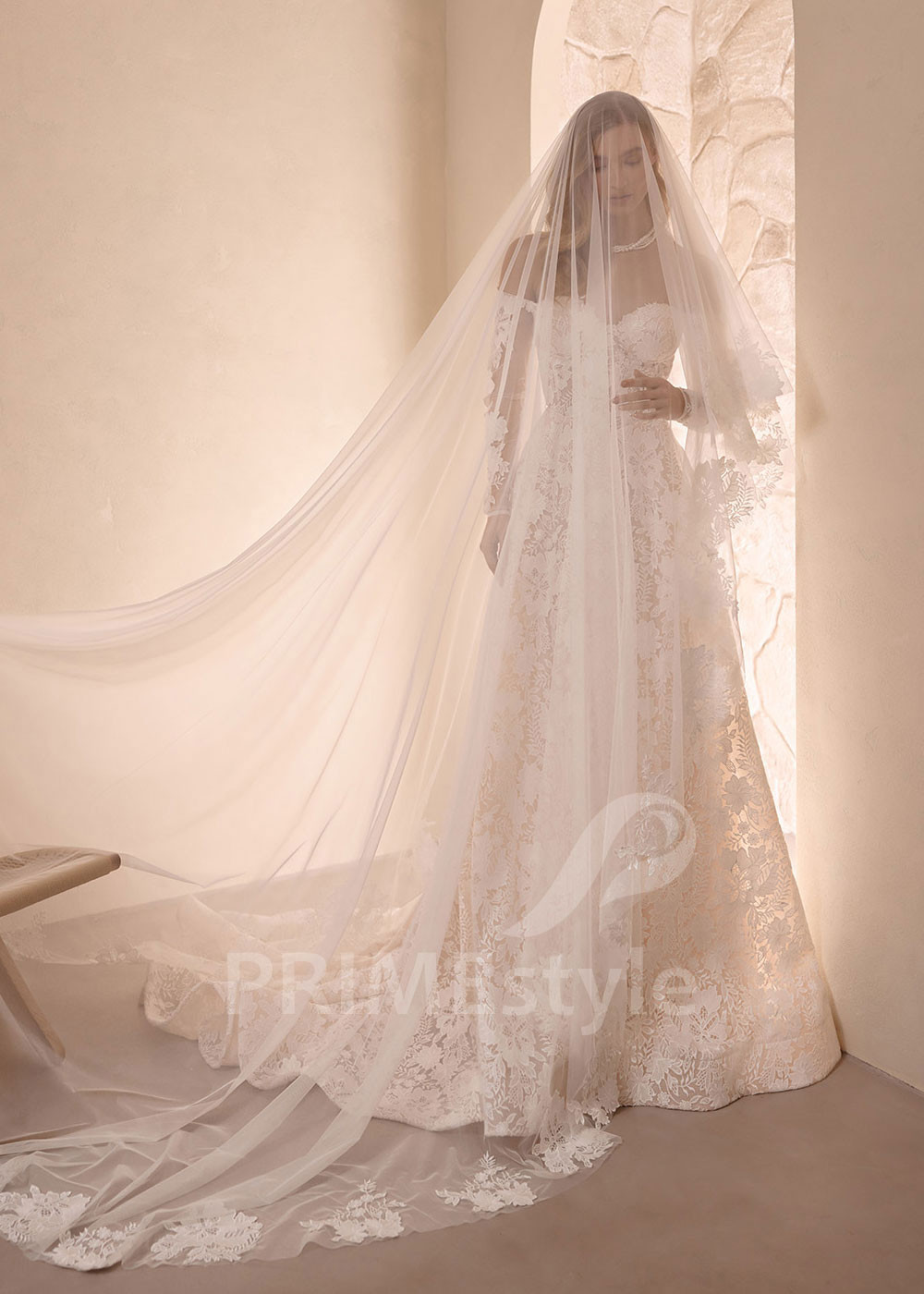 Celočipkované svadobné šaty VS1212 s dlhým čipkovaným rukávom