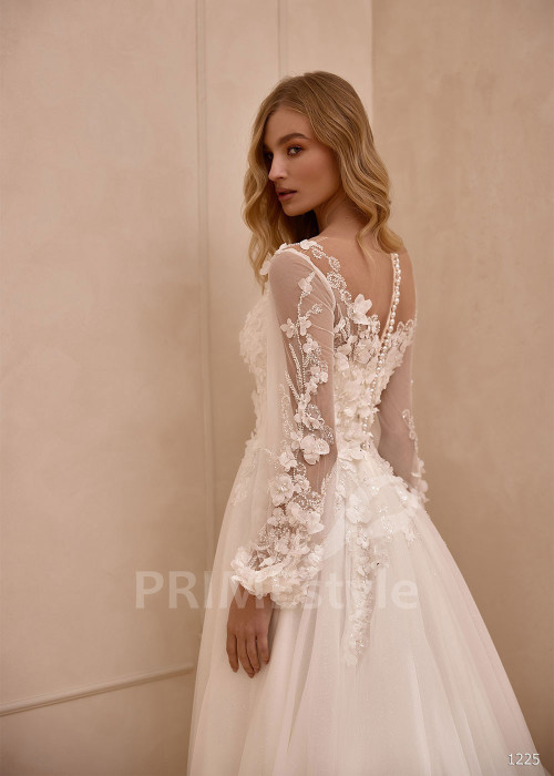 Trblietavé svadobné šaty s balónovým rukávom VS1225