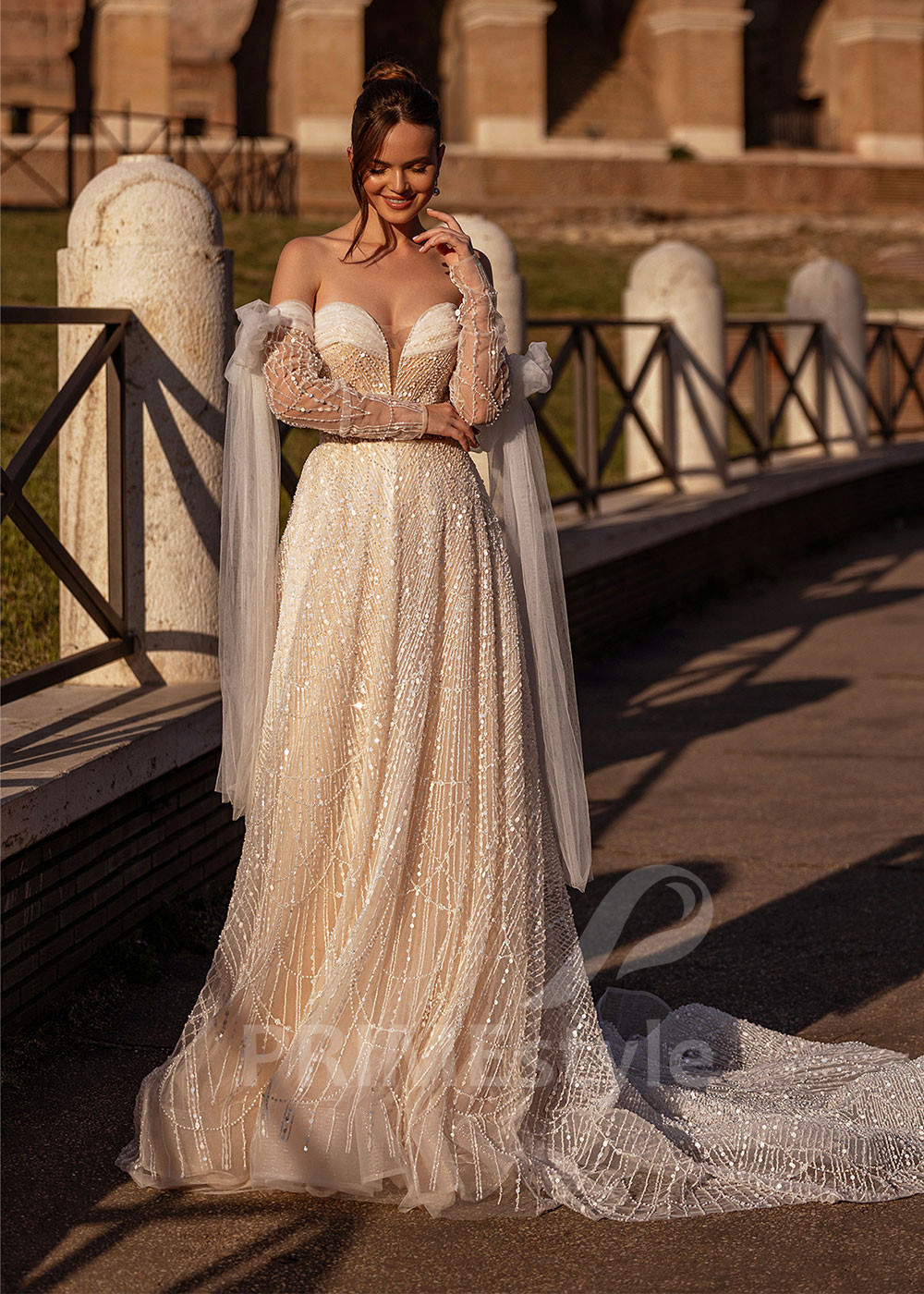 Luxusné trblietavé svadobné šaty RS864