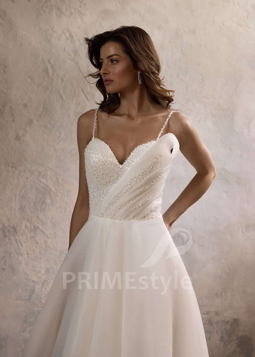 Extravagantne svadobné šaty s dlhým rukávom RC2807