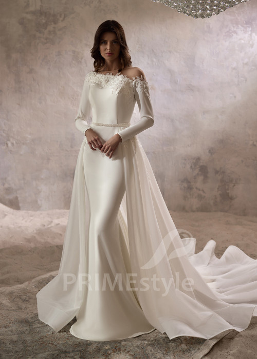 Hladké svadobné šaty s odopínateľnou vlečkou RC2814