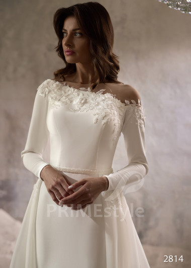 Hladké svadobné šaty s odopínateľnou vlečkou RC2814 - primestyle.sk