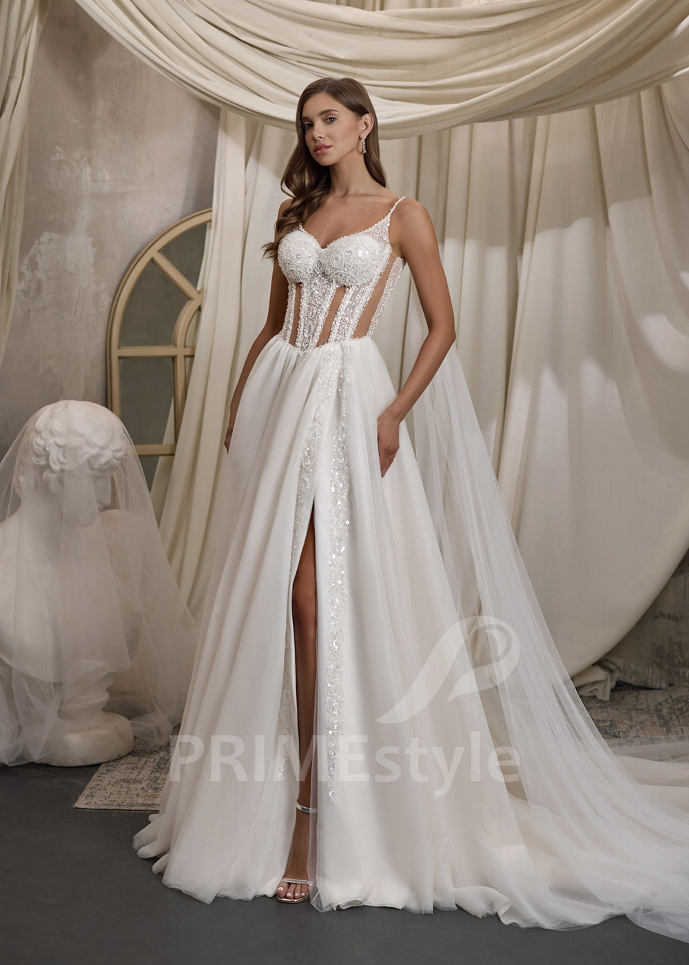 Exkluzívne svadobné šaty na ramienka RC2816