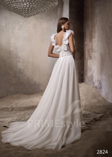 Jednoduché svadobné šaty s padnutými ramienkami RC2824 - primestyle.sk