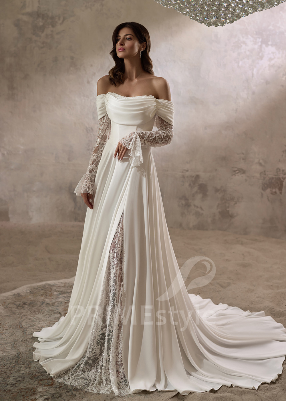 Extravagantné svadobné šaty s padnutými ramienkami RC2833