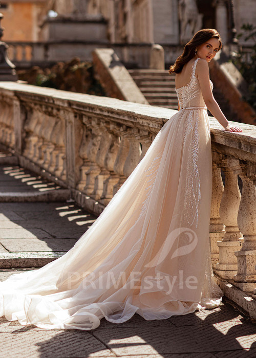 Elegantné trblietavé svadobné šaty RS868