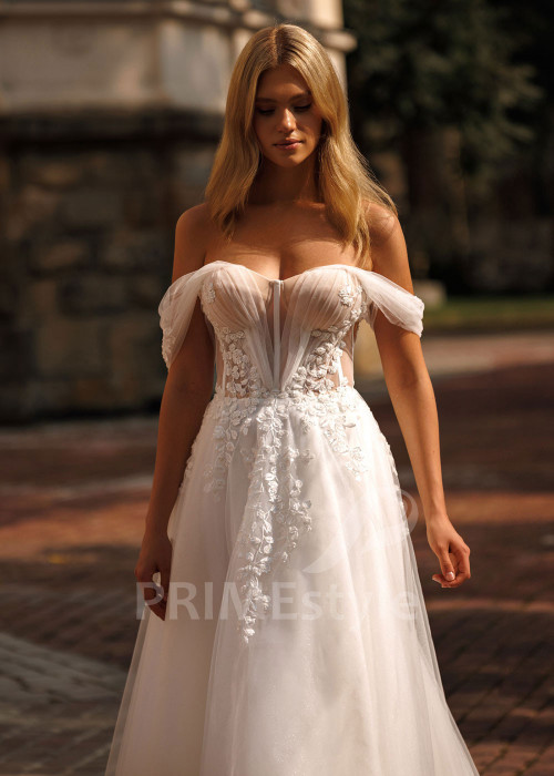 Extravagantné svadobné šaty Michaela