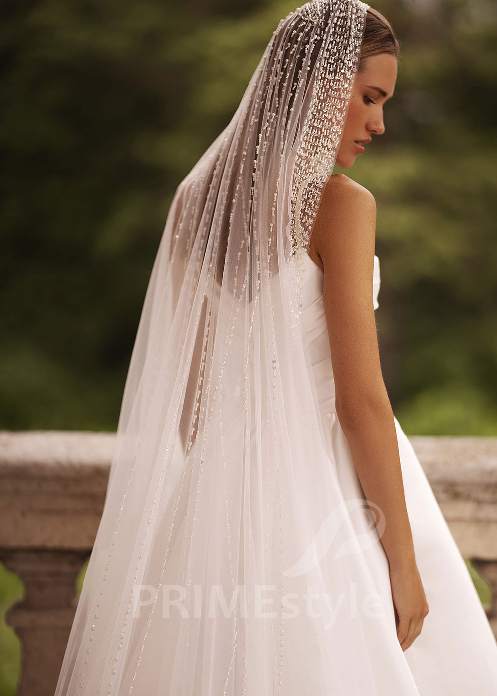 Elegantné hladké svadobné šaty FA001