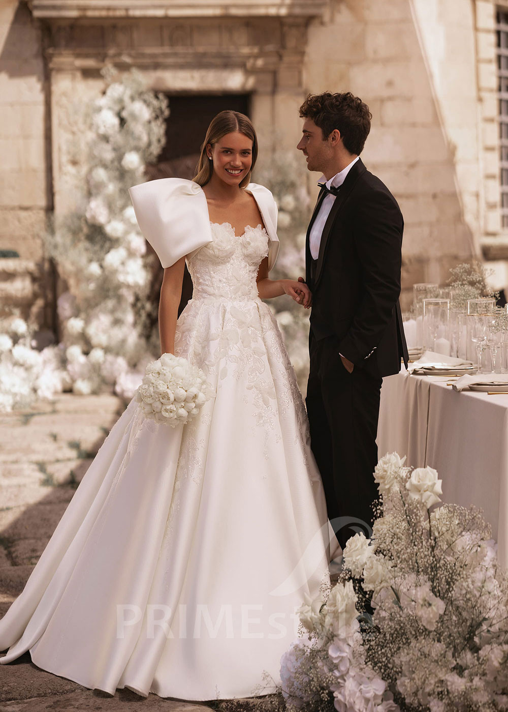 Luxusné romantické svadobné šaty FA014