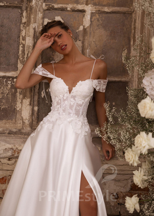 Luxusné svadobné šaty na ramienka FA018